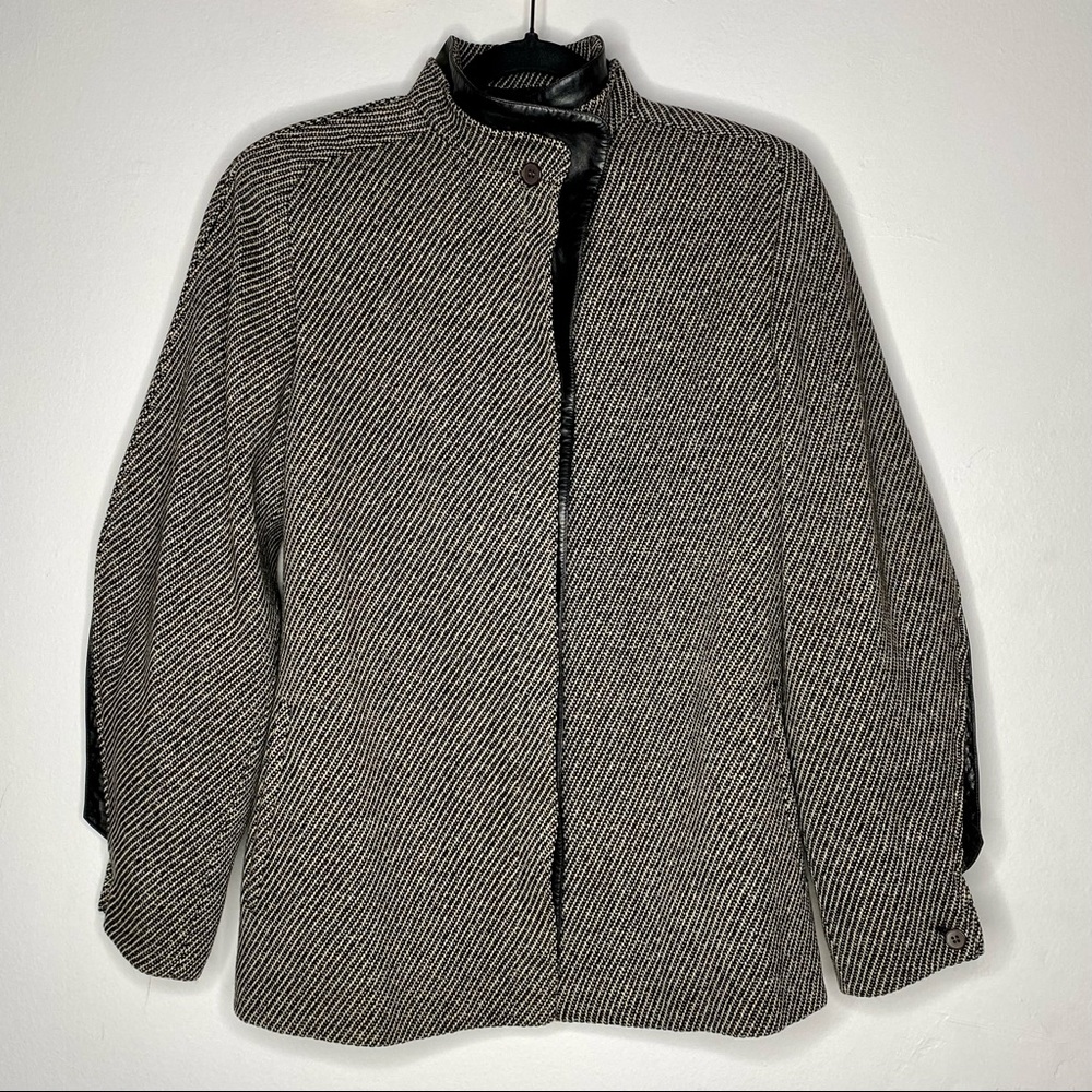 Vintage Wool Jacket w/Leather Trim Size Medium